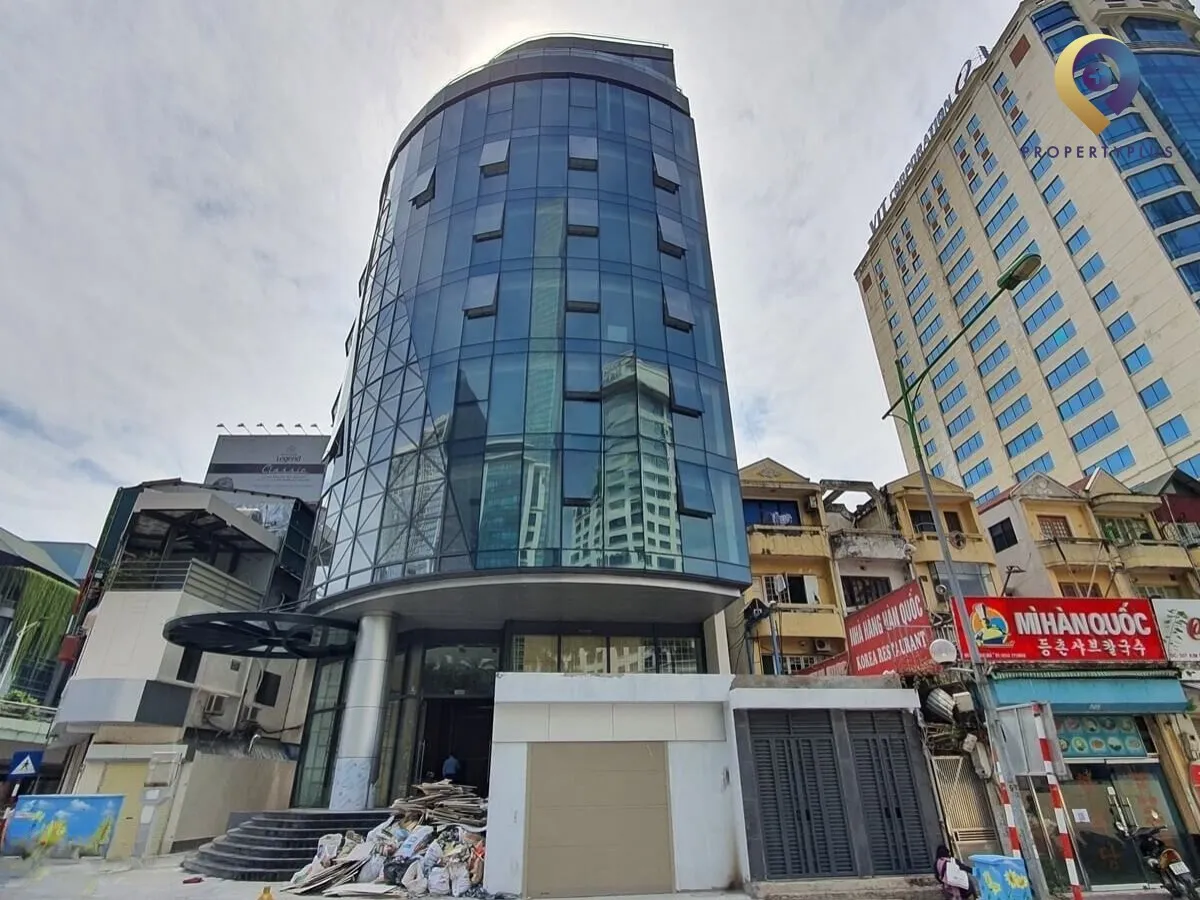 Toàn cảnh mặt ngoài tòa nhà 503 Kim Mã tại quận Ba Đình, Hà Nội